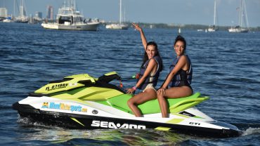 Top 5 Reasons to Rent a Jet Ski in Miami