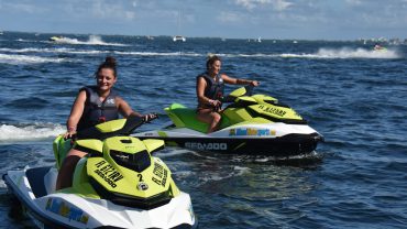 Jet Ski Rental in Miami Beach (Fun Tips)